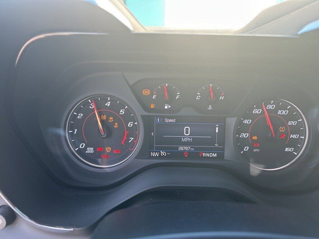 2023 Chevrolet Camaro LT1 photo 2