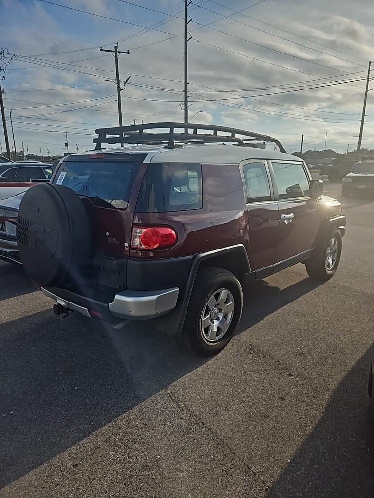 2008 Toyota FJ Cruiser Base photo 2