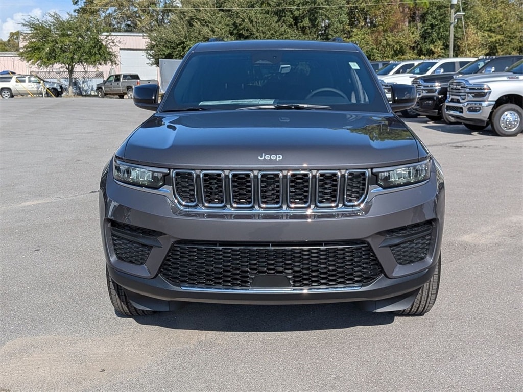 New 2025 Jeep Grand Cherokee Laredo X Sport Utility