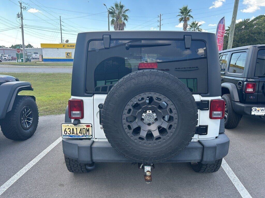 2018 Jeep Wrangler Unlimited Sport photo 3