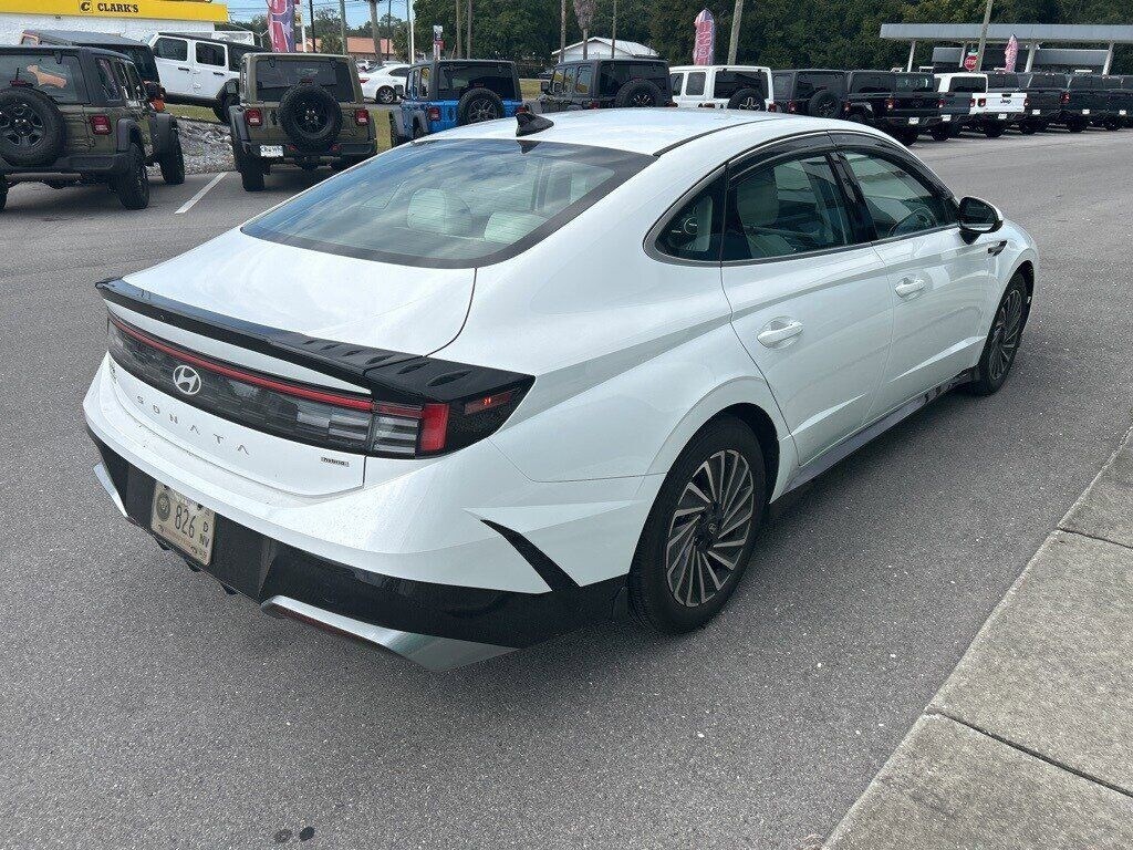 2024 Hyundai Sonata Hybrid SEL photo 4