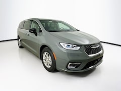 2025 Chrysler Pacifica Select Passenger Van