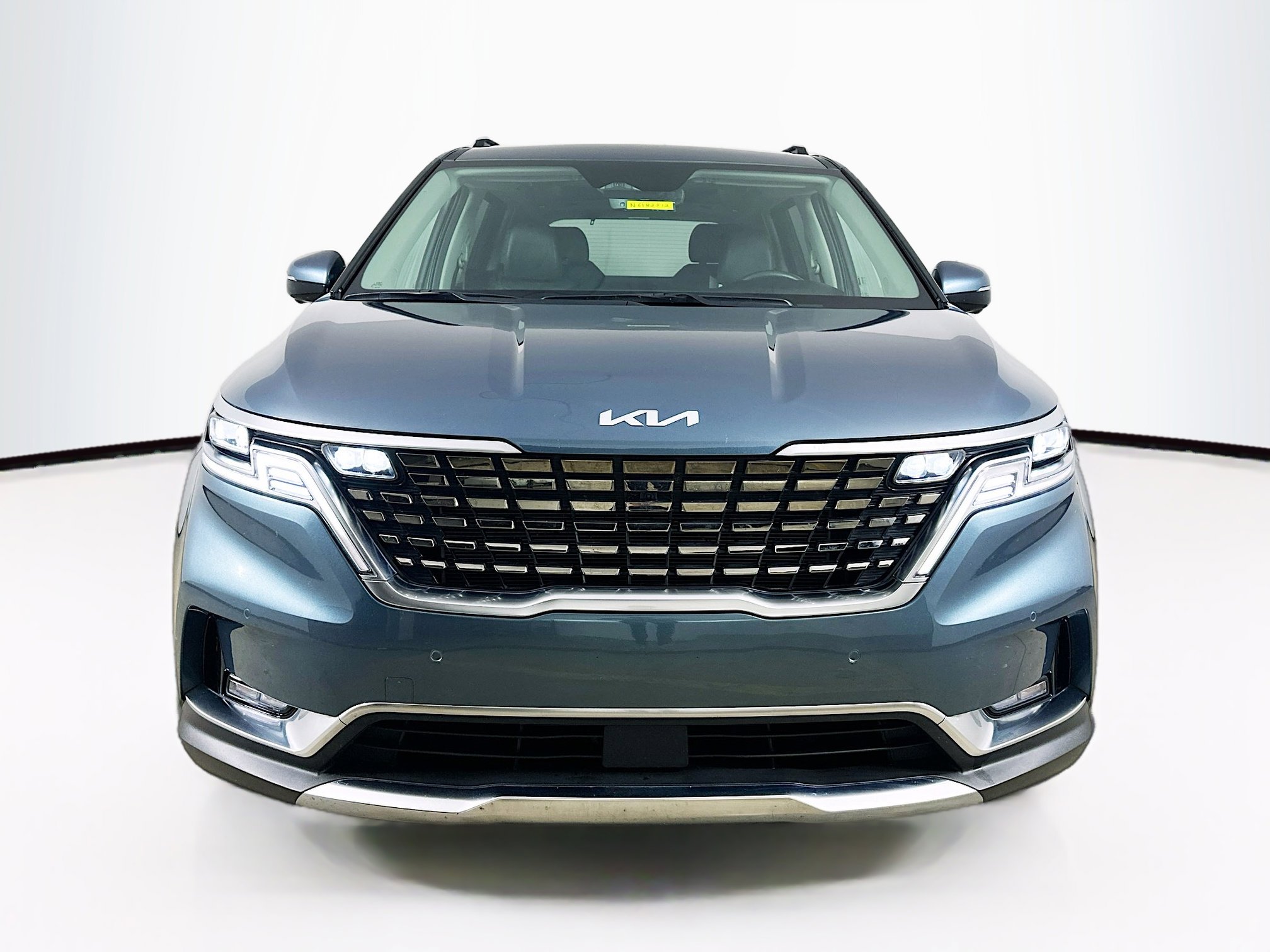 Used 2022 Kia Carnival SX Prestige with VIN KNDNE5H33N6182512 for sale in Dublin, OH
