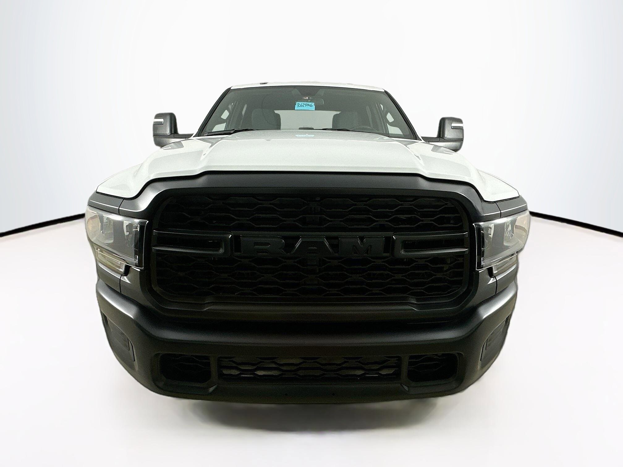 2024 Ram 2500 Tradesman photo 2