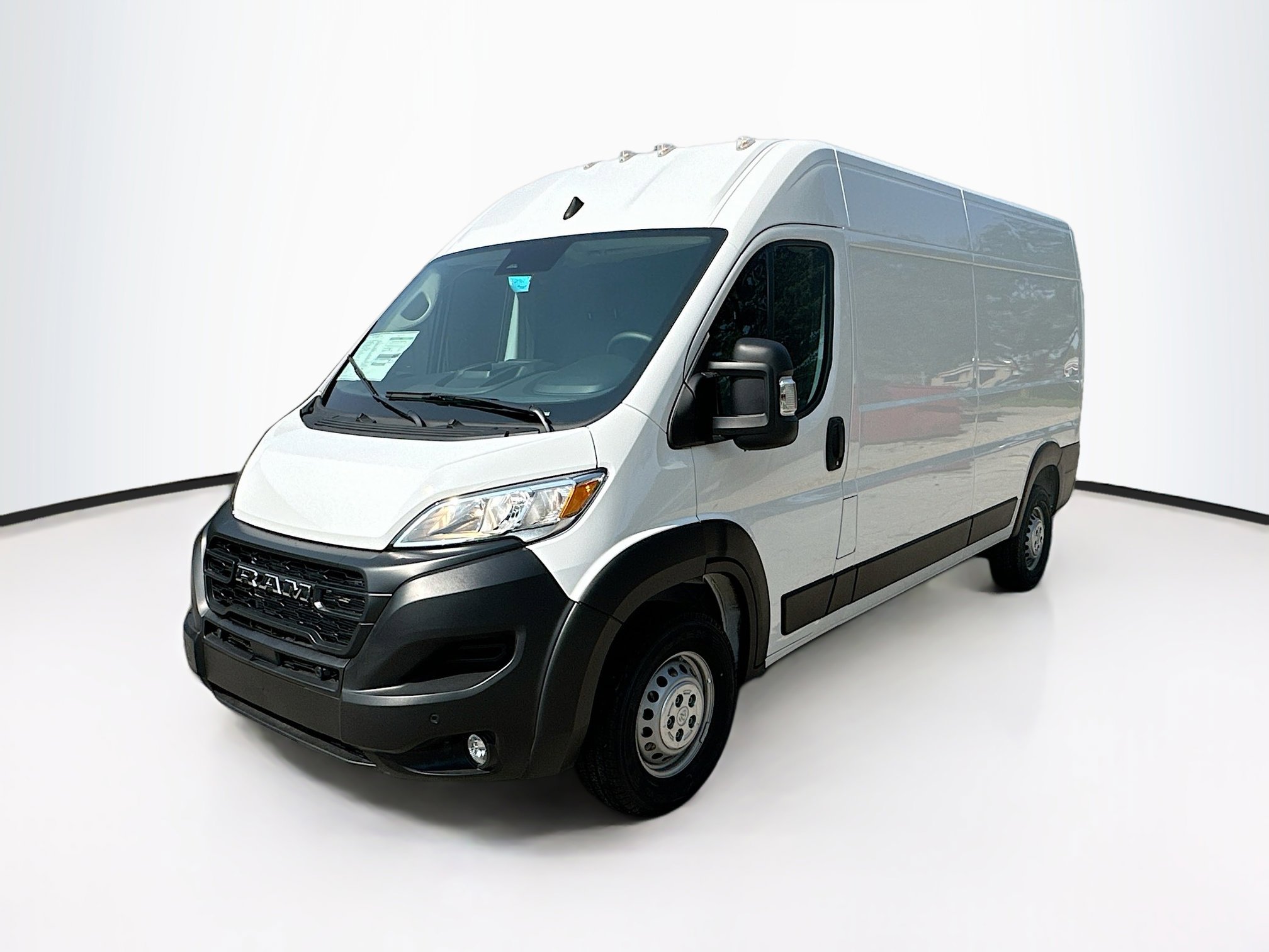2024 Ram ProMaster 2500 photo 3