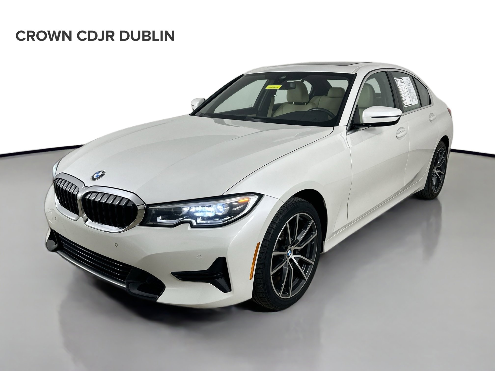 2021 BMW 3 Series 330i xDrive Sedan's photo