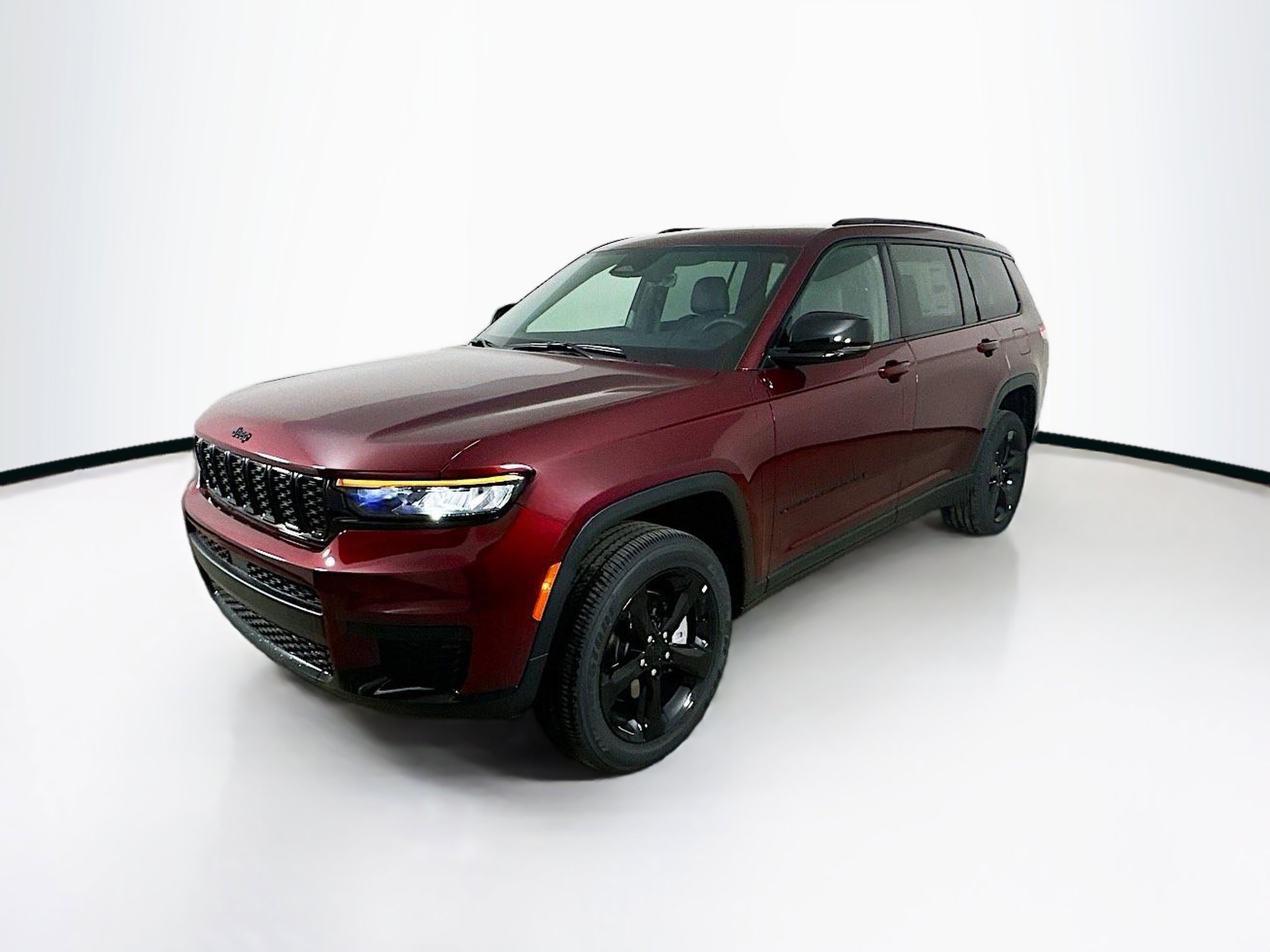 2025 Jeep Grand Cherokee Laredo Altitude X photo 3