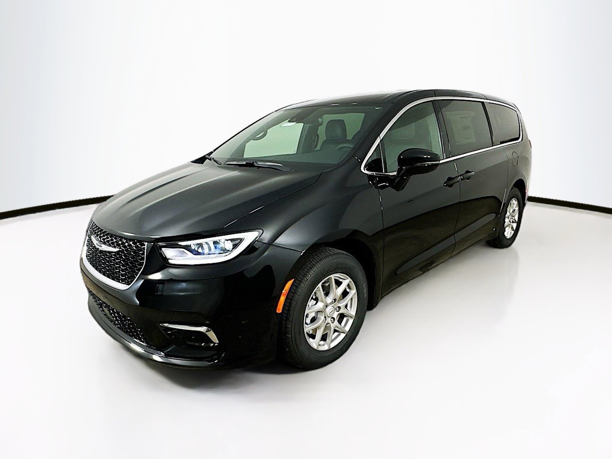 2025 Chrysler Pacifica photo 2