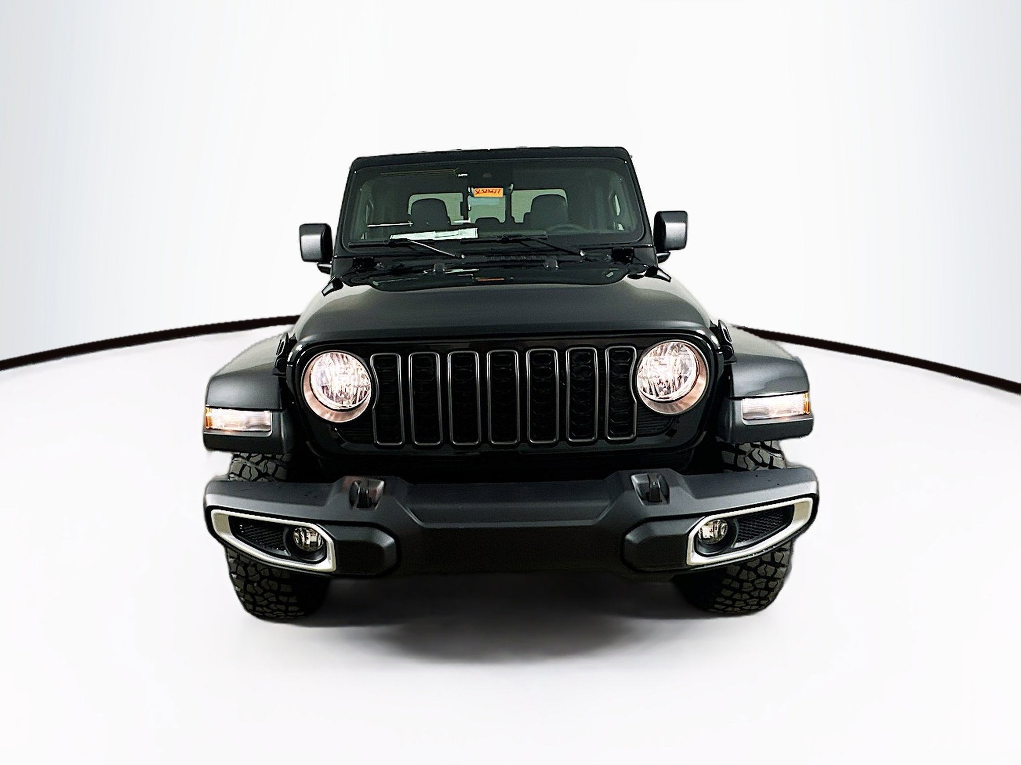 2025 Jeep Gladiator Sport photo 2