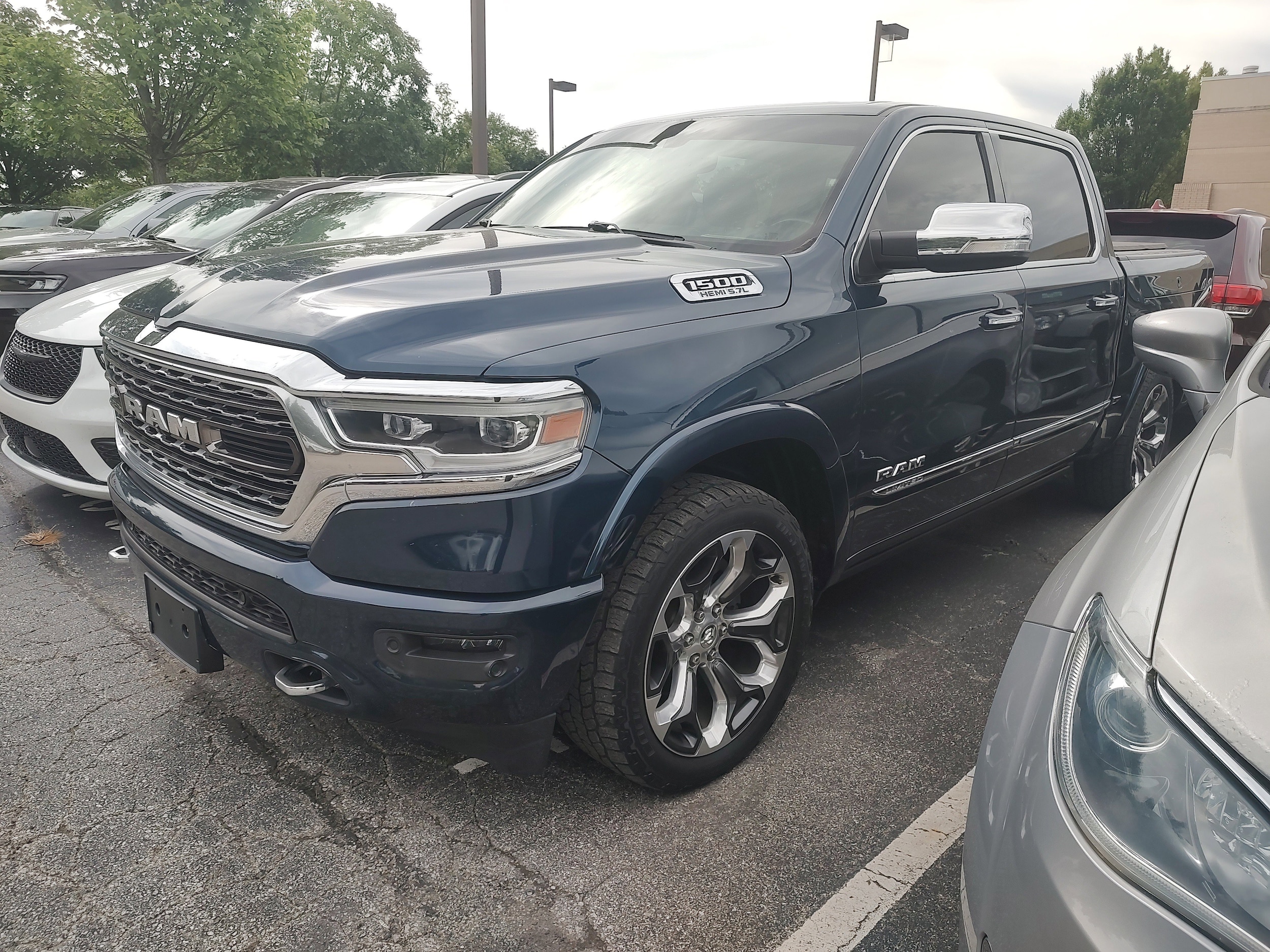 2020 RAM 1500 Limited 4x4 Crew Cab 5'7's photo