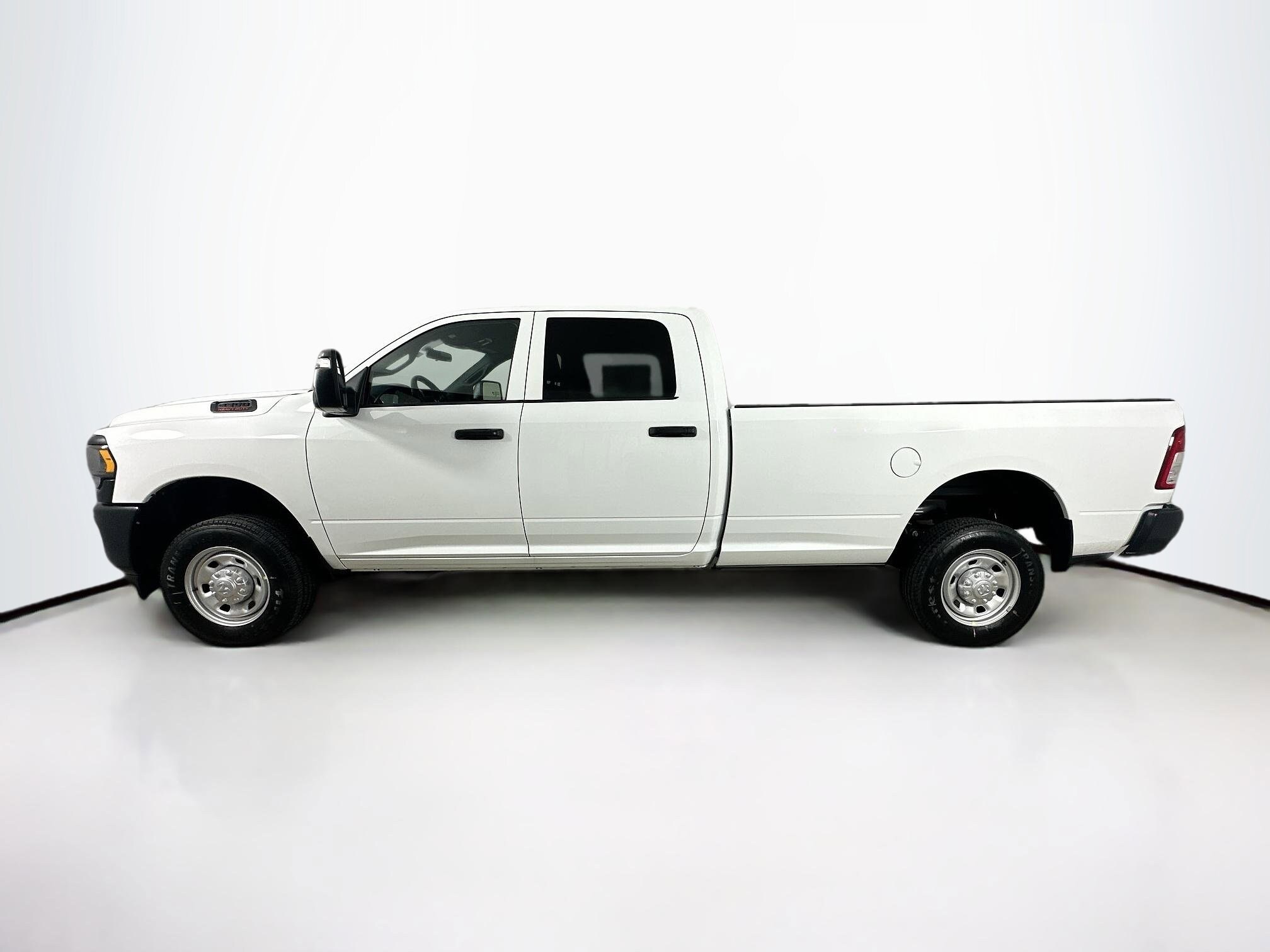 2024 Ram 2500 Tradesman photo 4