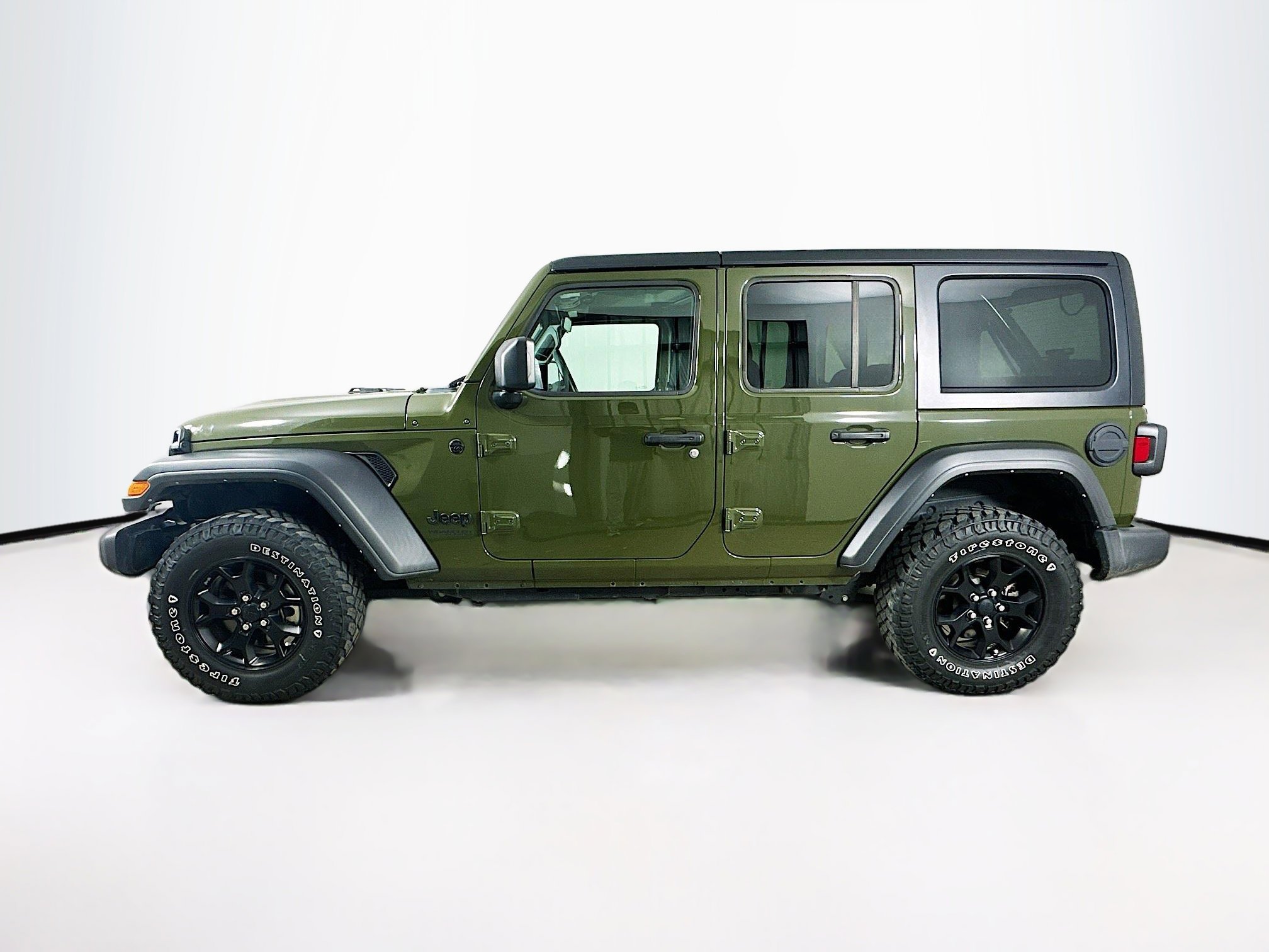 2022 Jeep Wrangler Unlimited Willys photo 4