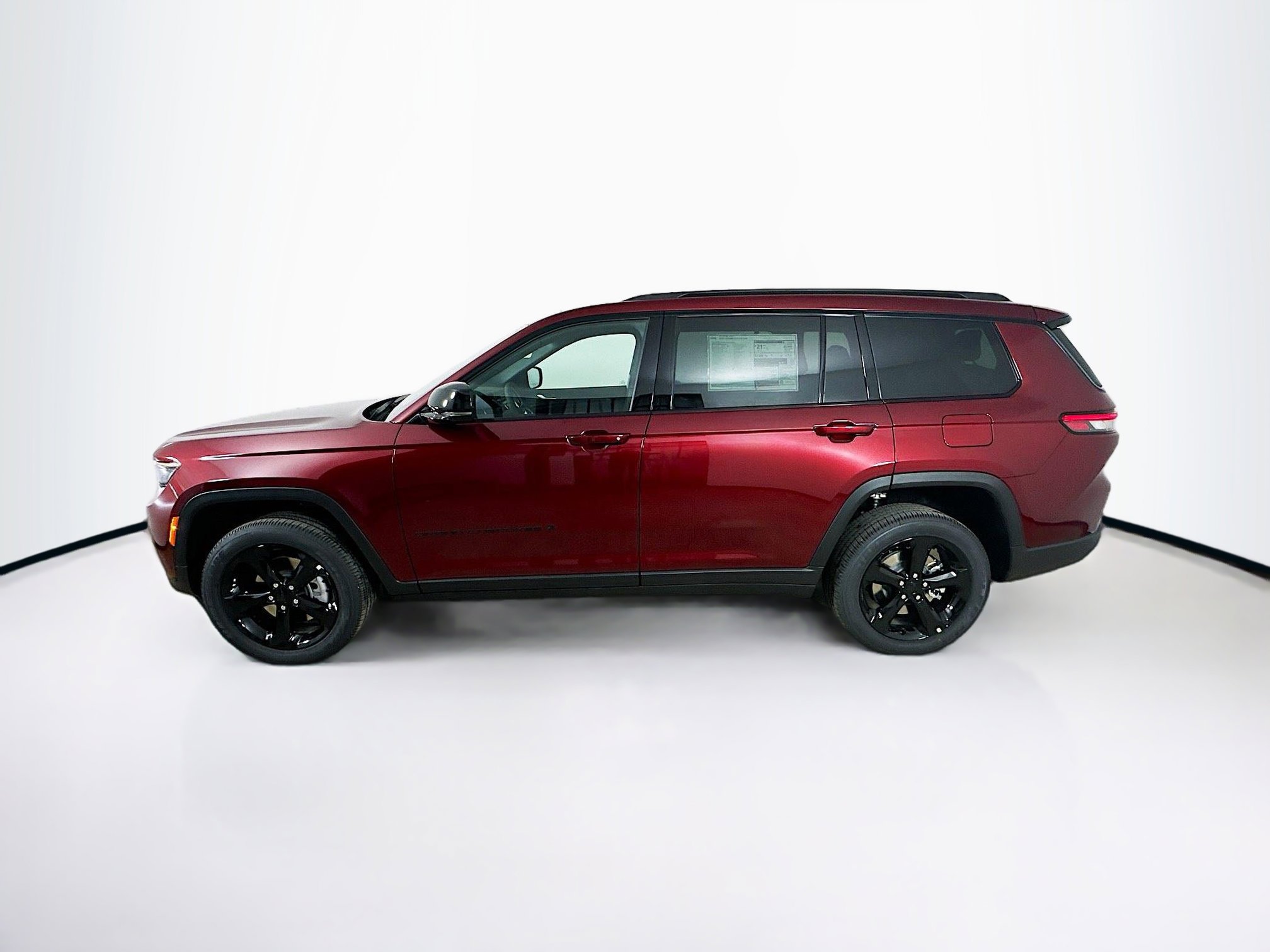 2025 Jeep Grand Cherokee Laredo Altitude X photo 4