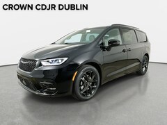 2026 Chrysler Pacifica Limited Passenger Van