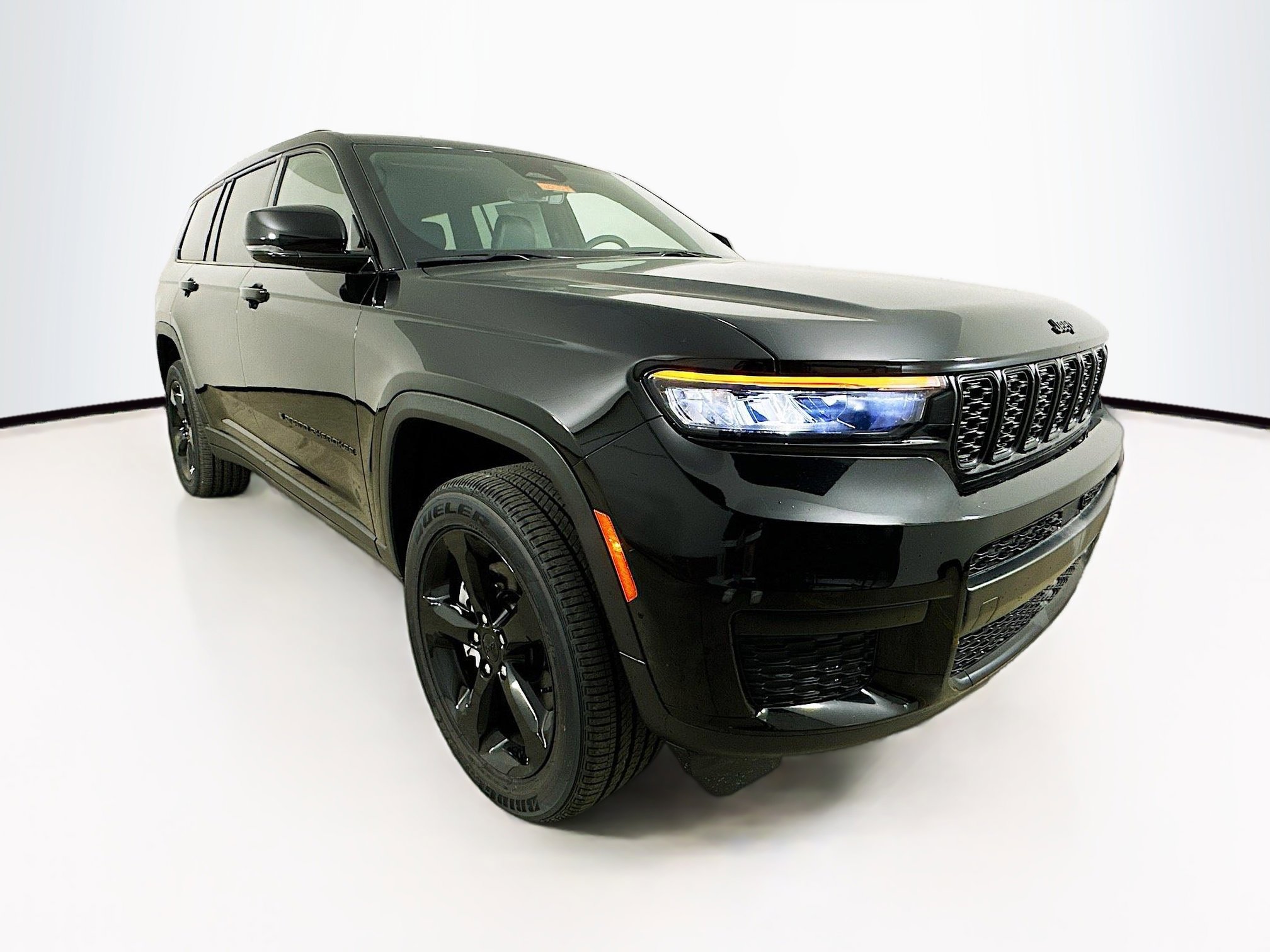 2025 Jeep Grand Cherokee L Altitude's photo