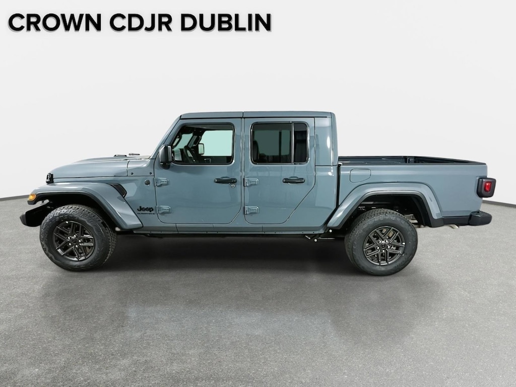 New 2026 Jeep Gladiator Sport Pickup