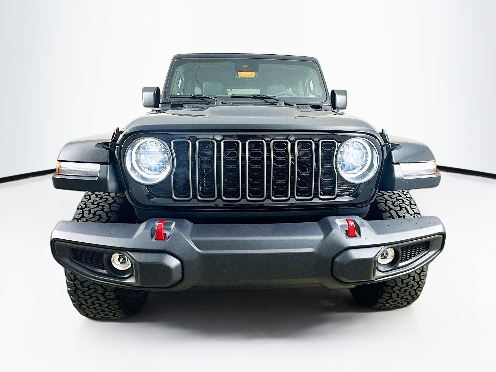 2025 Jeep Wrangler Rubicon photo 2