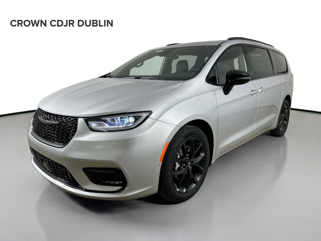 New 2026 Chrysler Pacifica Limited Passenger Van