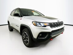 2025 Jeep Compass Trailhawk Sport Utility