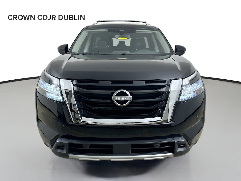 Used 2023 Nissan Pathfinder SL SL 4WD