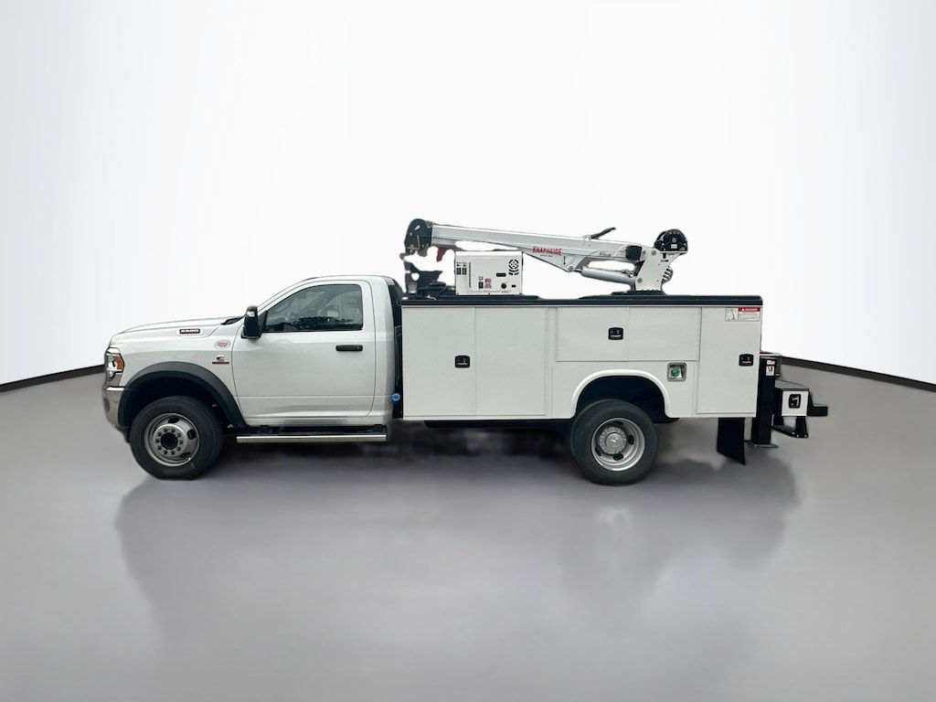 New 2024 Ram 5500 Chassis Cab Tradesman/SLT Pickup