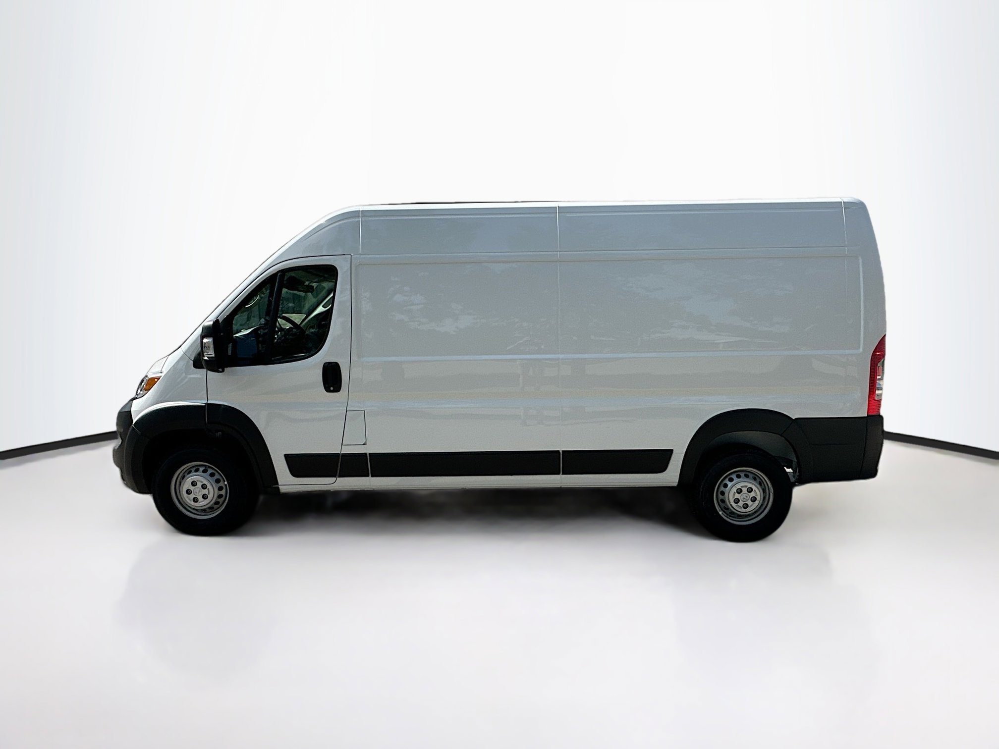2024 Ram ProMaster 2500 photo 4