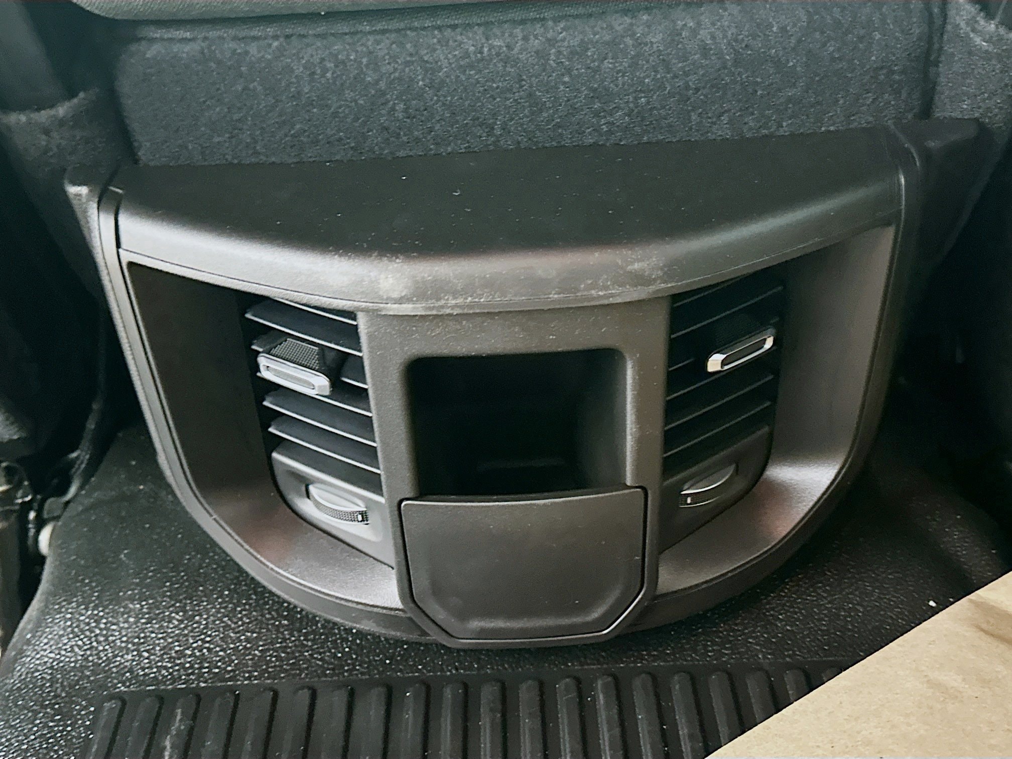 2026 RAM 3500 Chassis Tradesman - Photo 32
