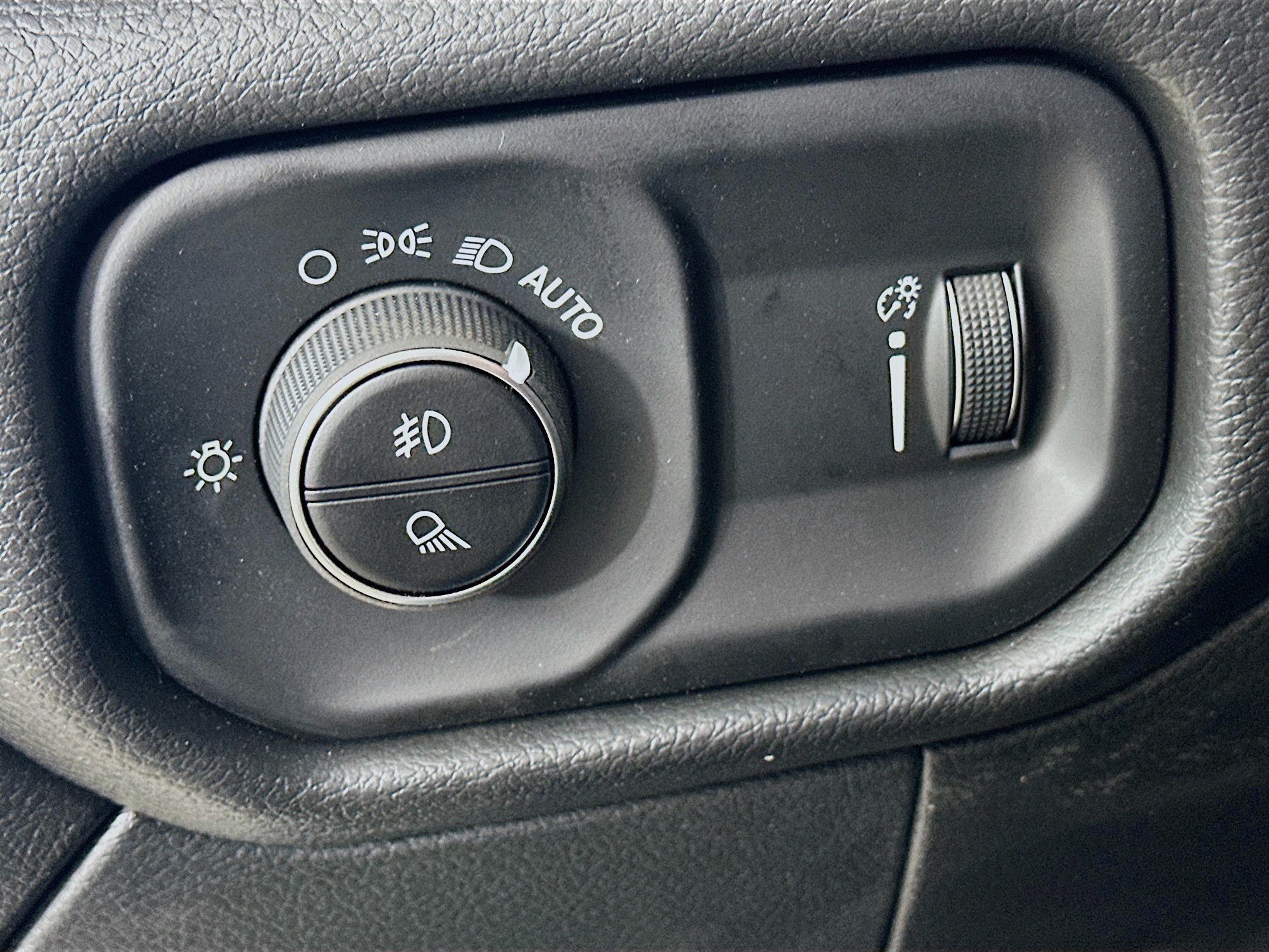 2026 RAM 2500 Tradesman - Photo 10