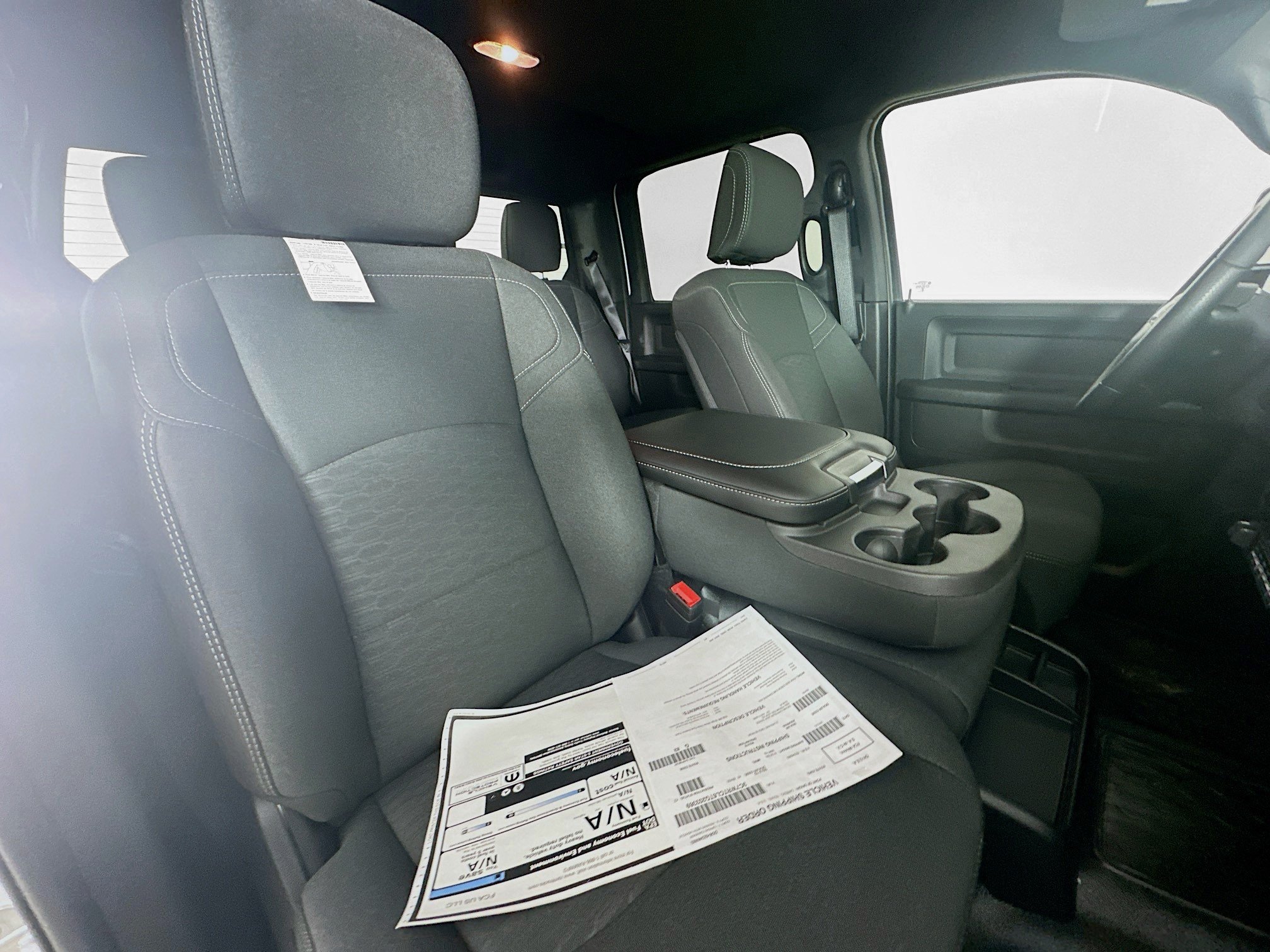 2026 RAM 3500 Chassis Tradesman - Photo 35