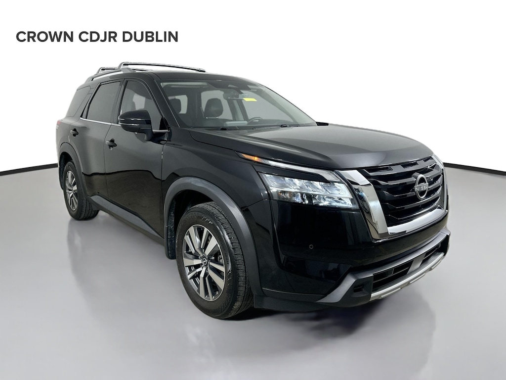 Used 2023 Nissan Pathfinder SL SL 4WD