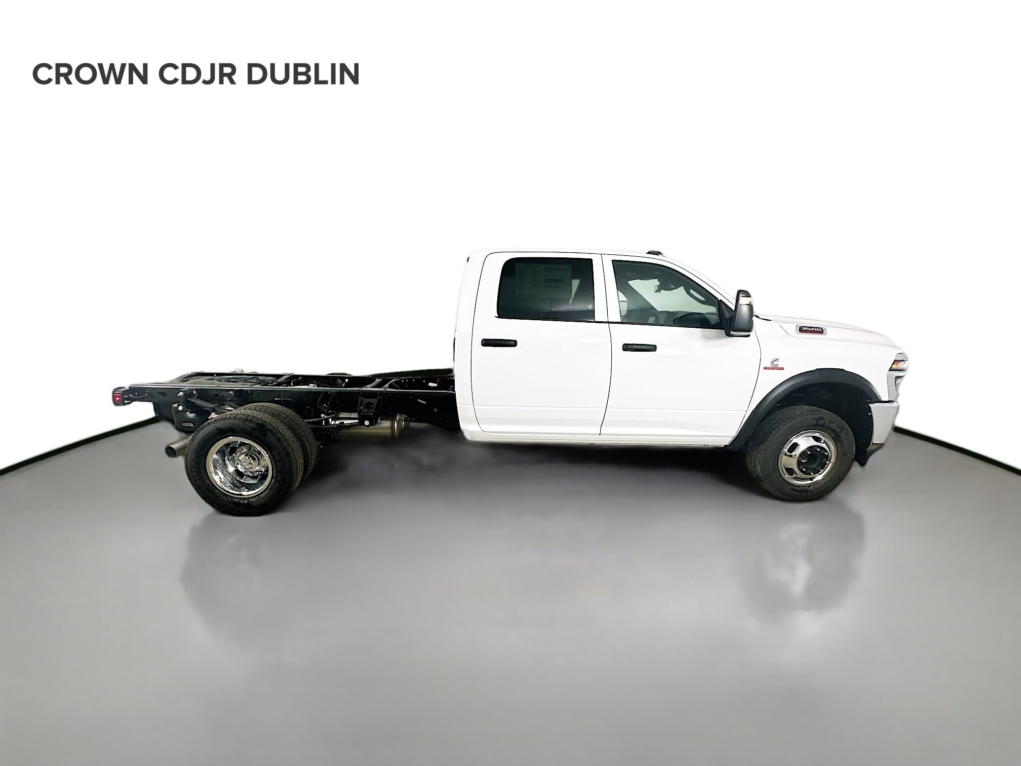 2026 RAM 3500 Chassis Tradesman - Photo 8