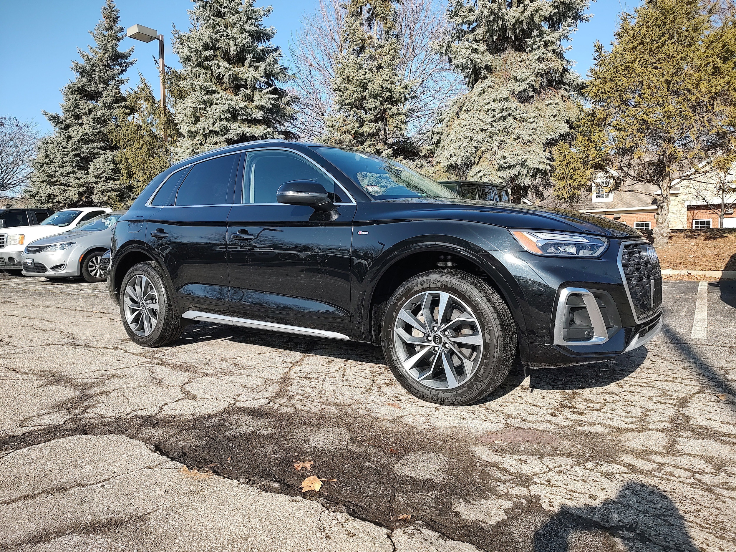 2024 Audi Q5 Premium Plus's photo