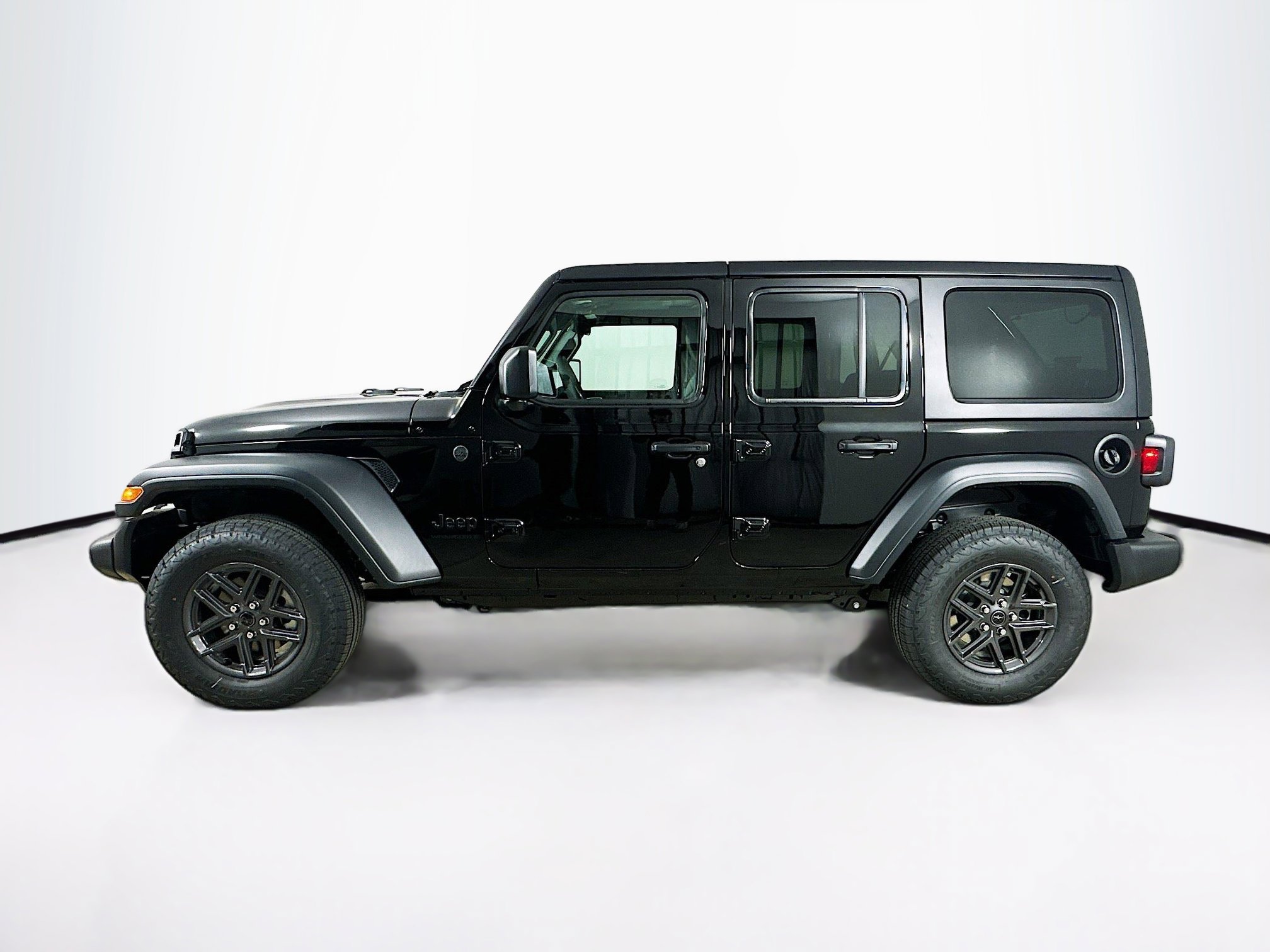 2026 Jeep Wrangler Sahara Sport photo 4