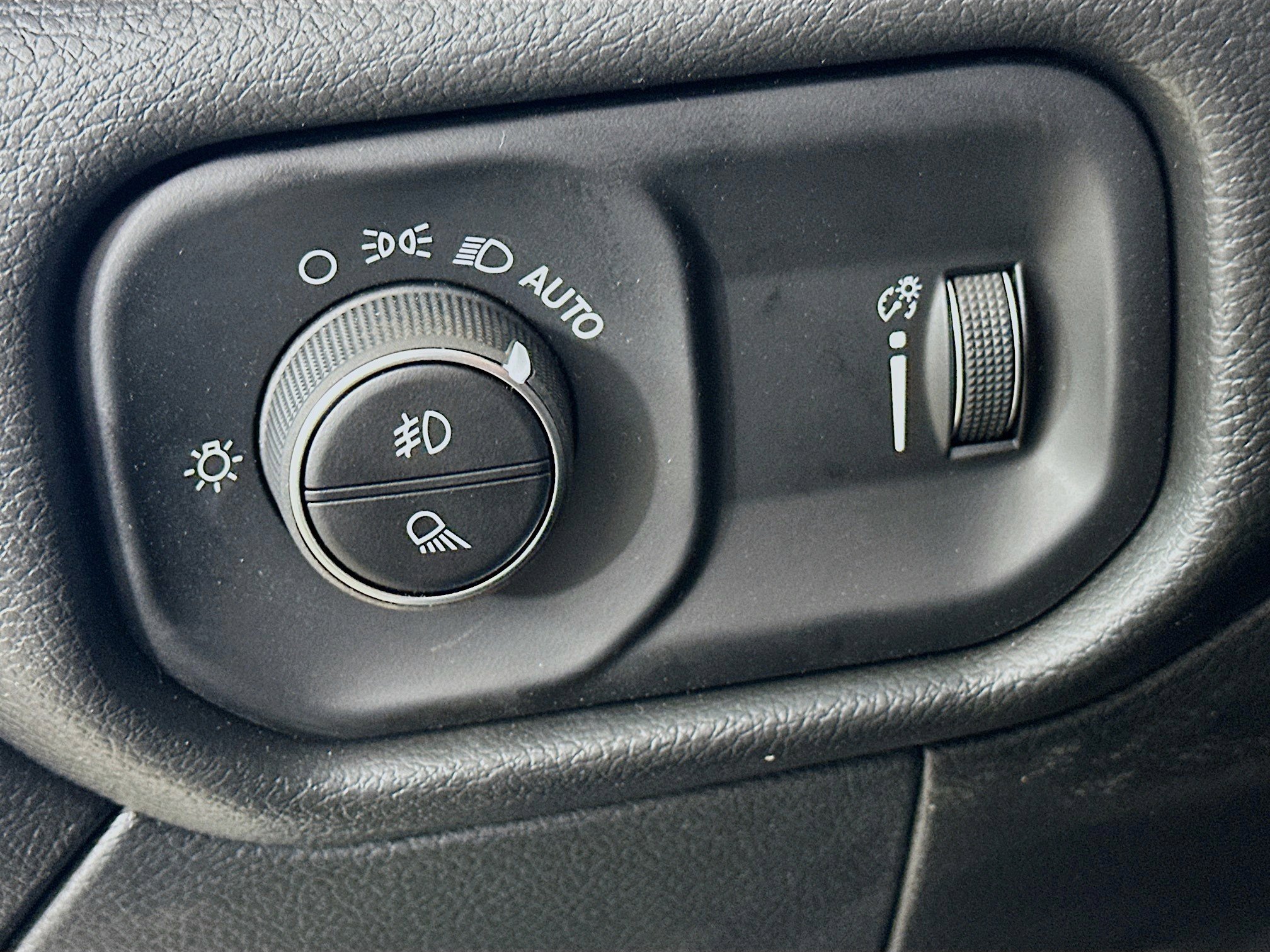 2026 RAM 2500 Tradesman - Photo 10