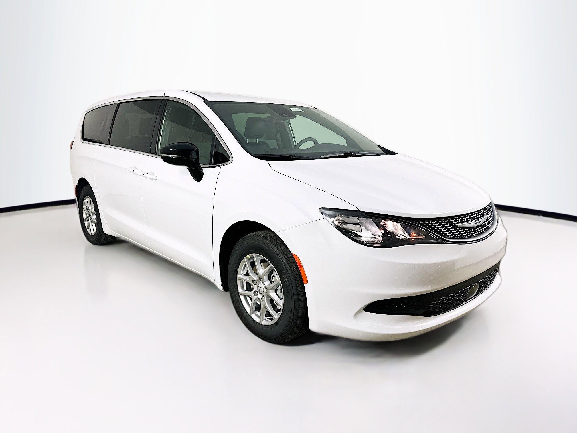 2026 Chrysler Voyager LX's photo