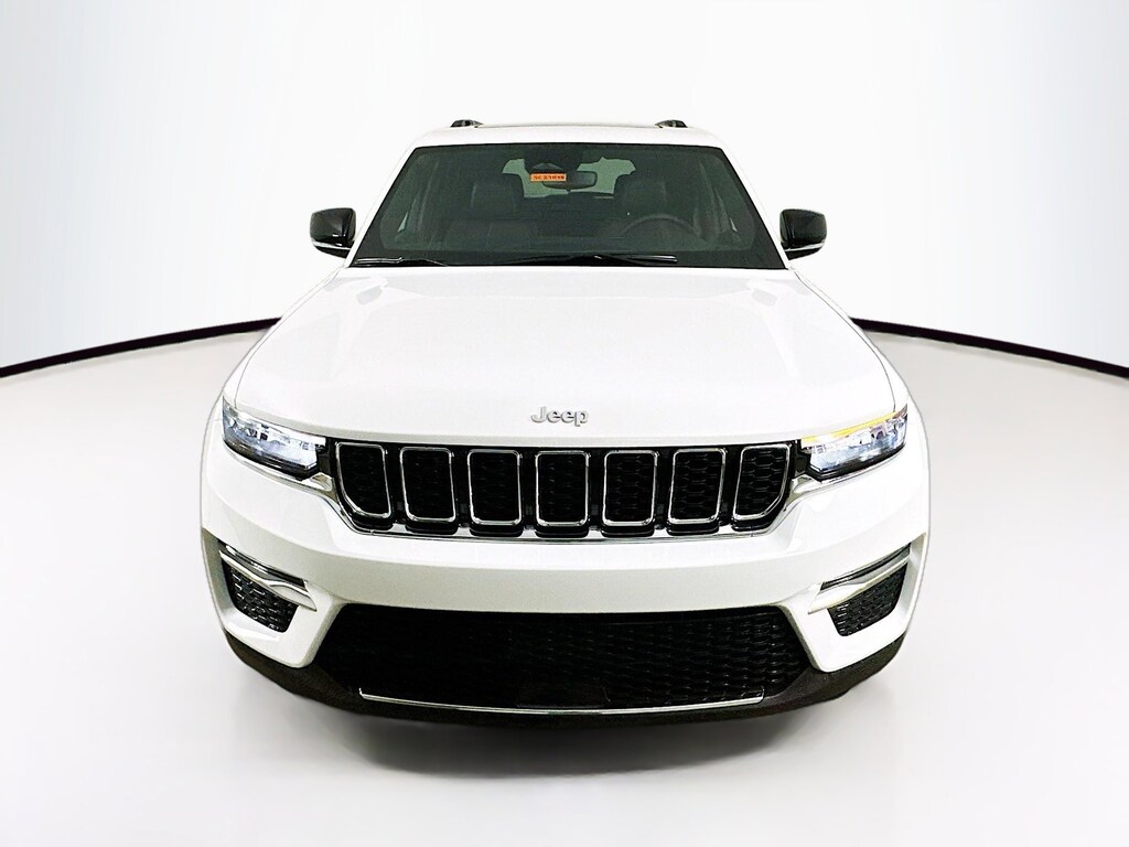 New 2025 Jeep Grand Cherokee Limited Sport Utility