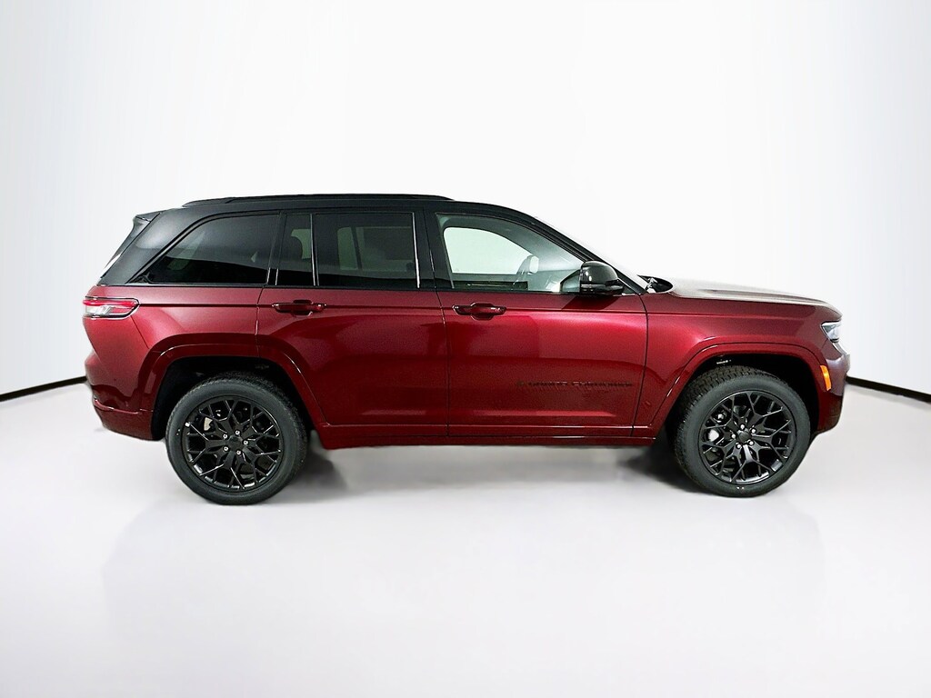 New 2025 Jeep Grand Cherokee Summit Sport Utility