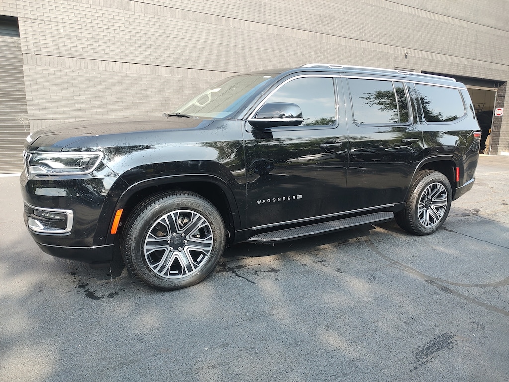 Used 2024 Jeep Wagoneer 4x4