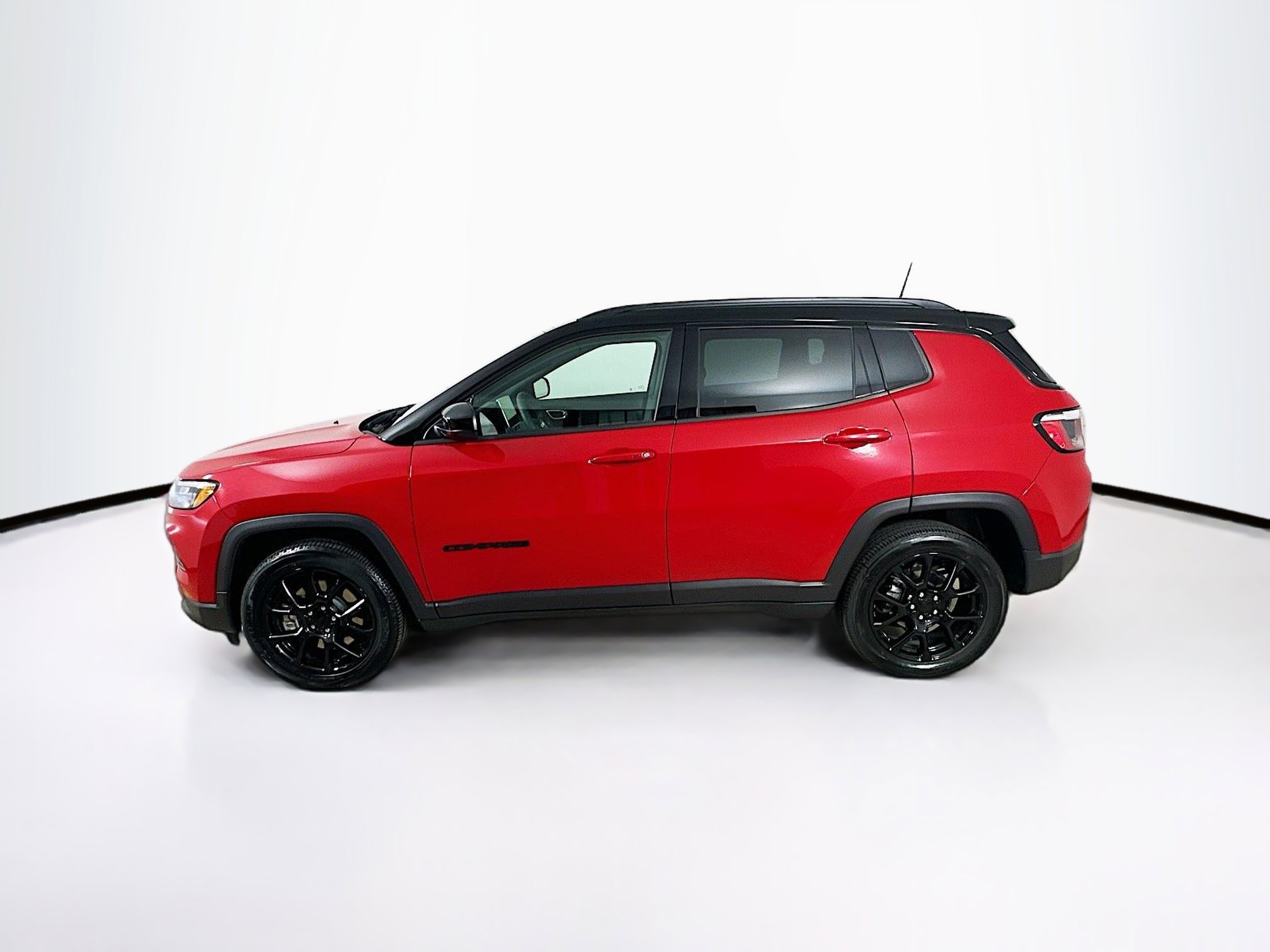 2023 Jeep Compass Altitude photo 4