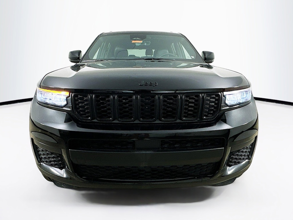 New 2025 Jeep Grand Cherokee L Laredo Sport Utility