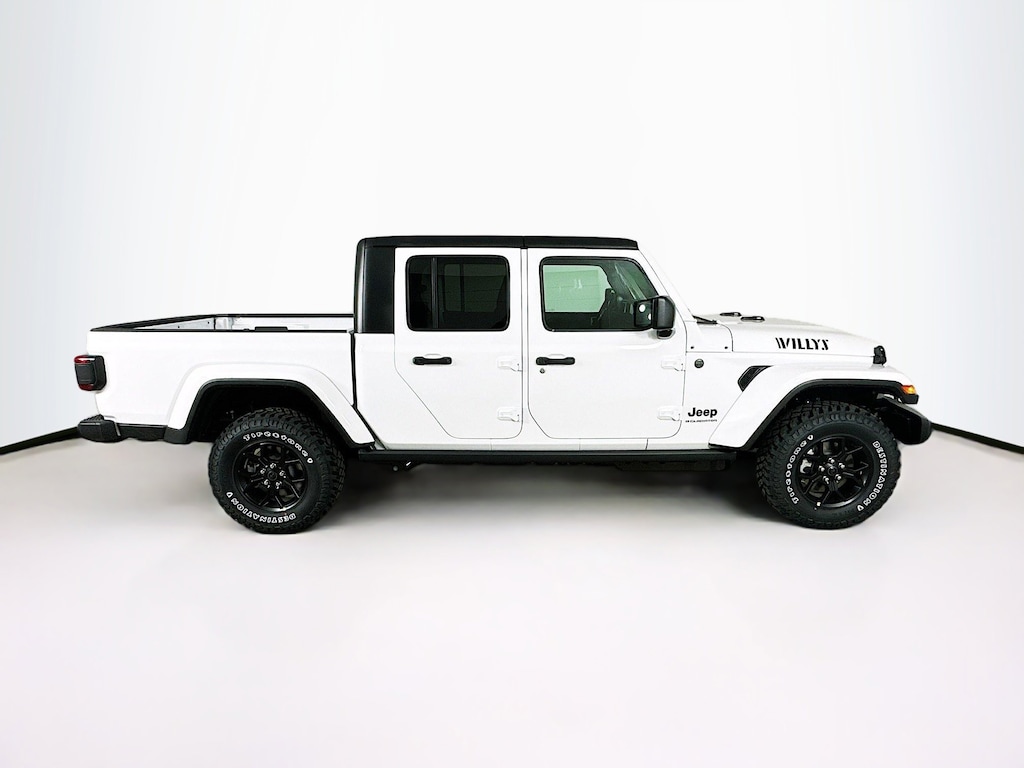 New 2026 Jeep Gladiator Sport Pickup