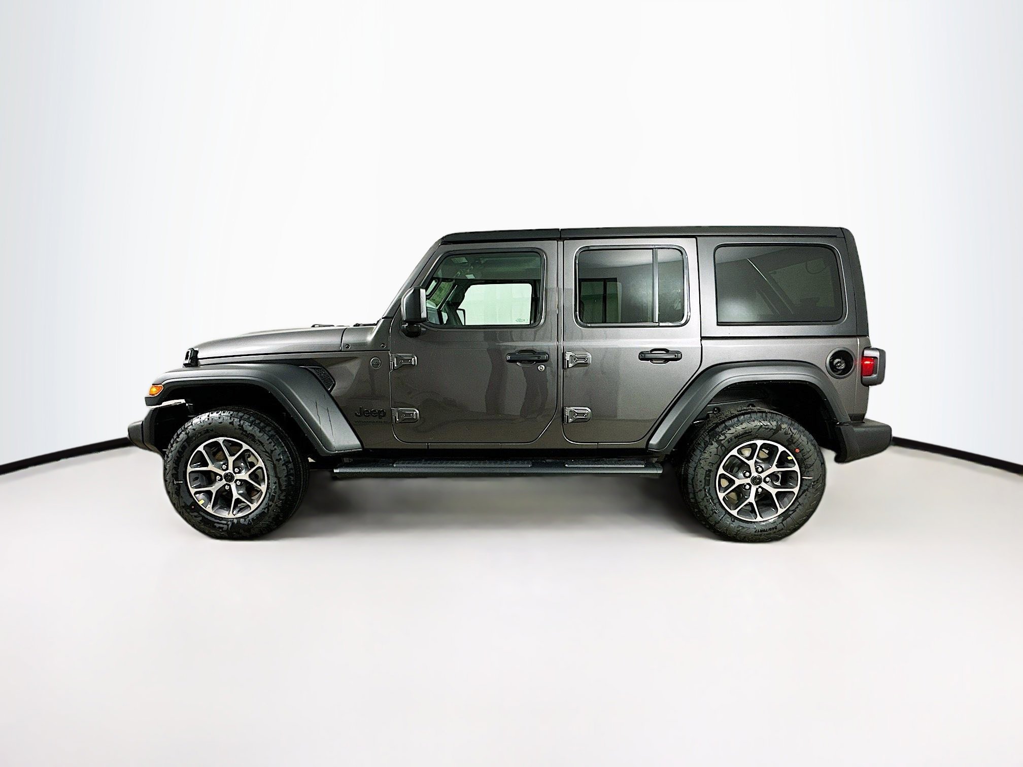 2025 Jeep Wrangler Sport S photo 4