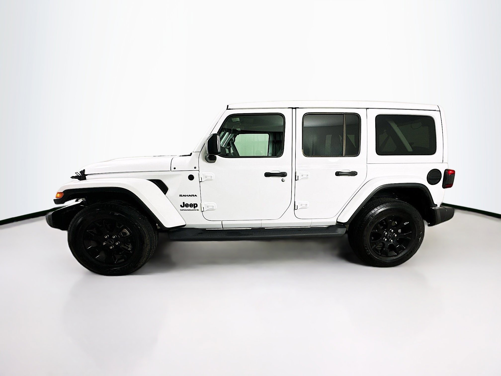 2024 Jeep Wrangler Sahara photo 4