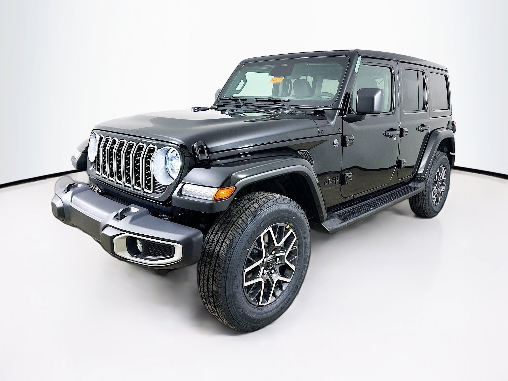 2026 Jeep Wrangler 4-Door Sahara's photo