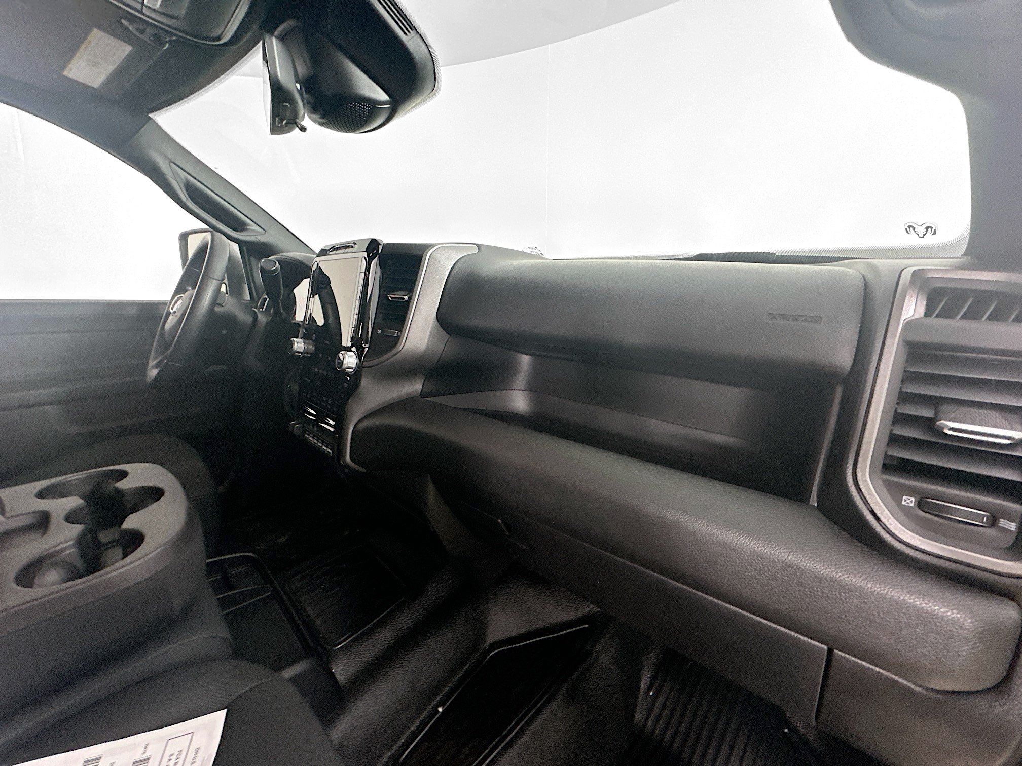 2026 RAM 3500 Chassis Tradesman - Photo 36