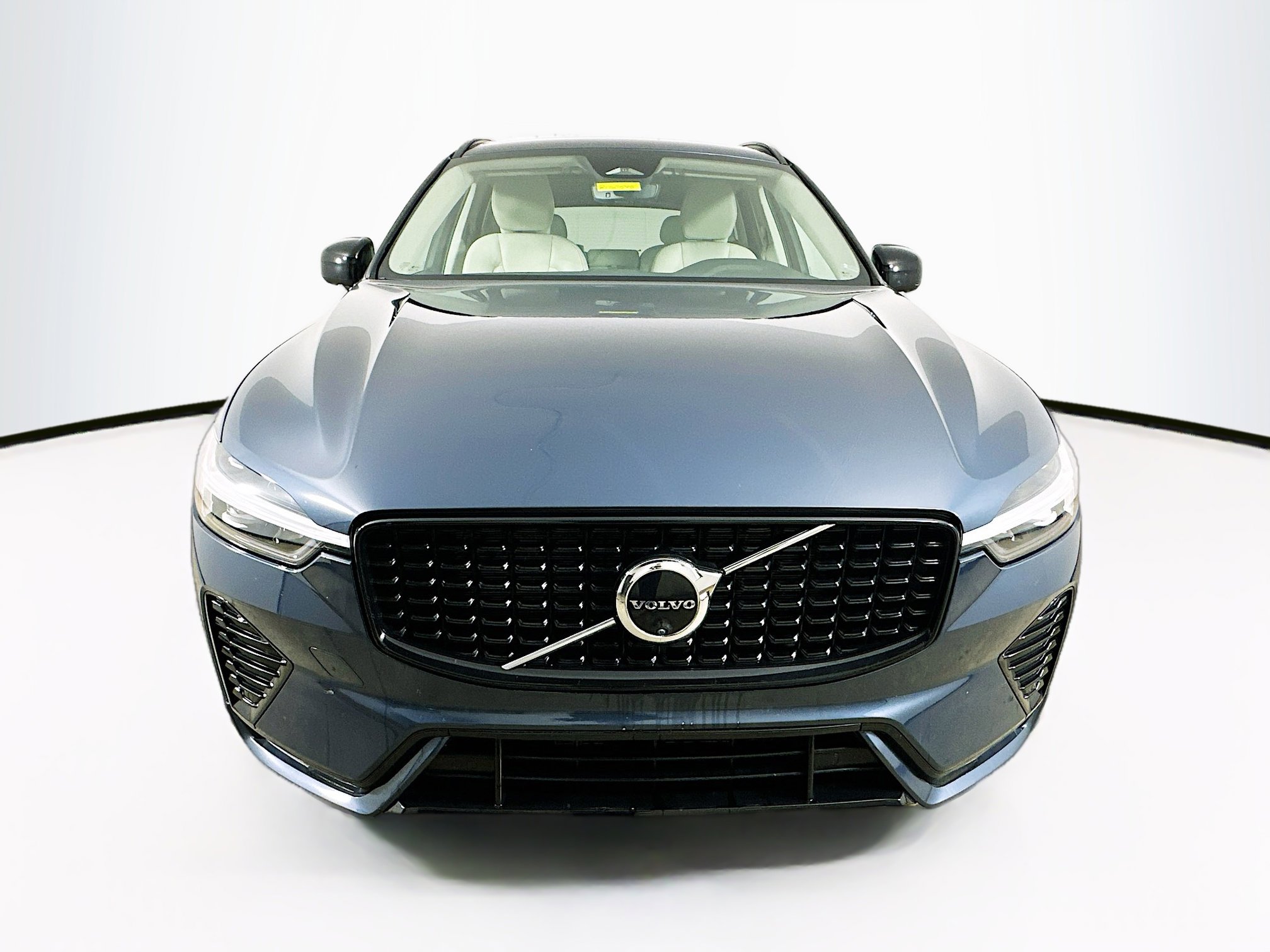 Used 2024 Volvo XC60 Plus with VIN YV4L12RL0R1767595 for sale in Dublin, OH