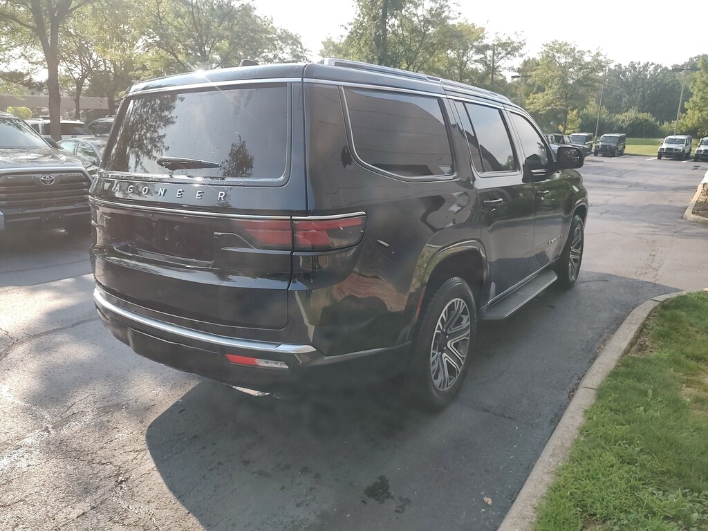 Used 2024 Jeep Wagoneer 4x4