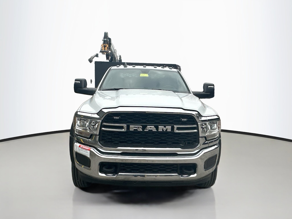 New 2024 Ram 5500 Chassis Cab Tradesman/SLT Pickup