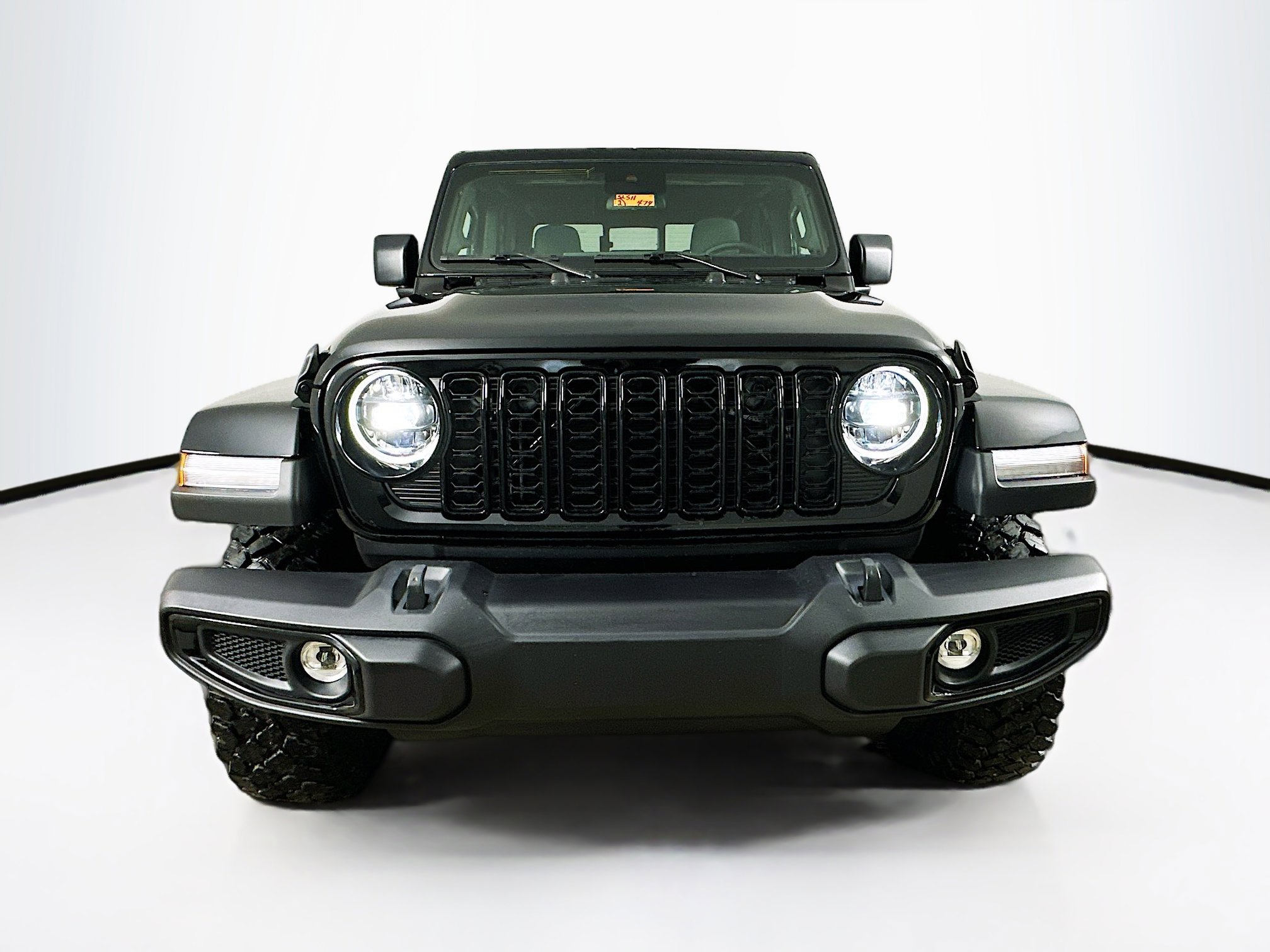 2025 Jeep Gladiator Willys photo 2