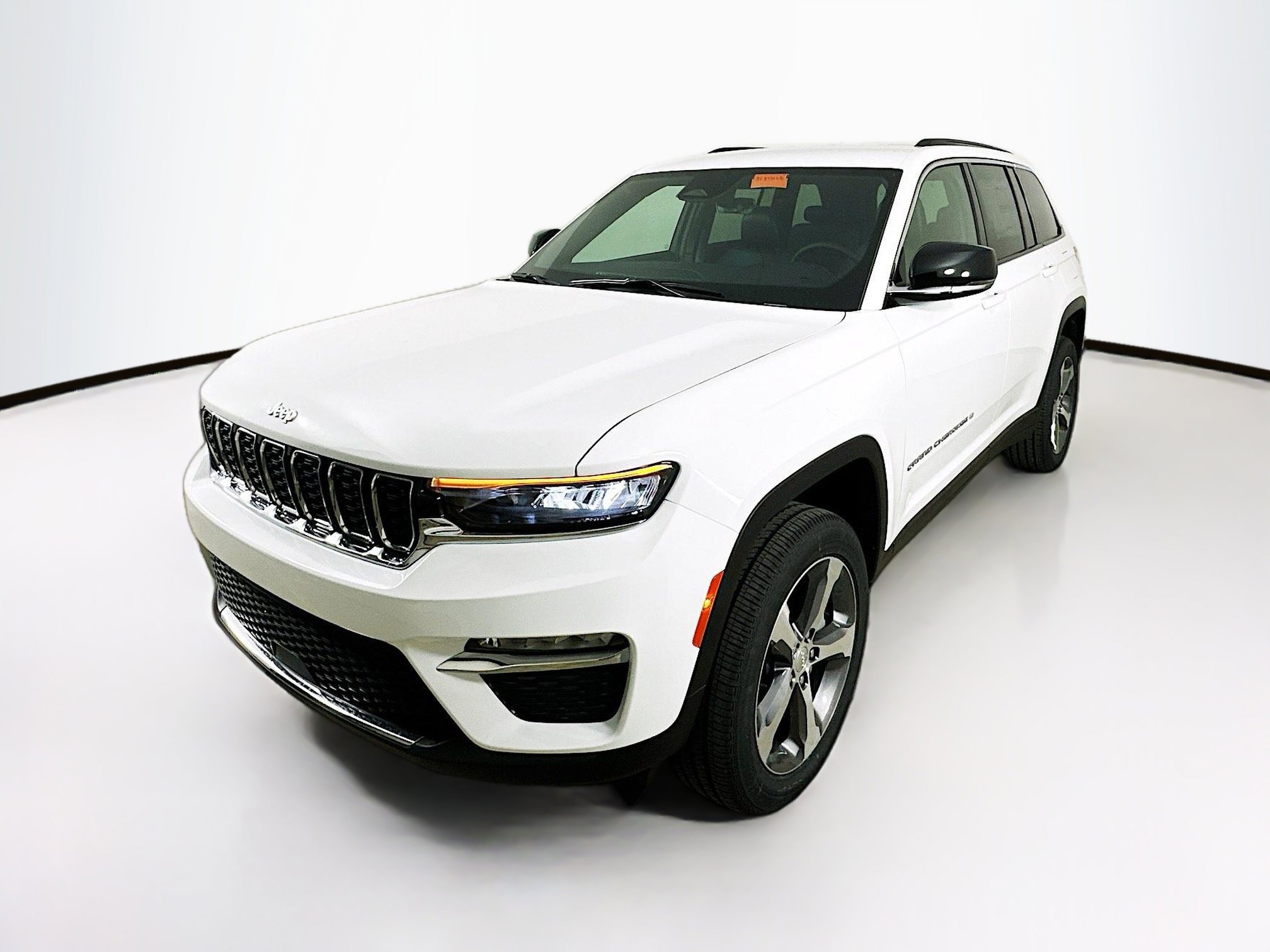 2025 Jeep Grand Cherokee Limited's photo